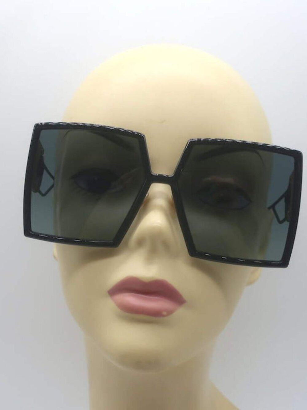 Christian Dior 30Montaigne Oversized Square Sunglasses Black 58mm